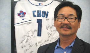 dr_choi_in_front_of_jersey