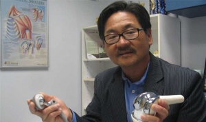 dr_choi_explaining_joint_surgery